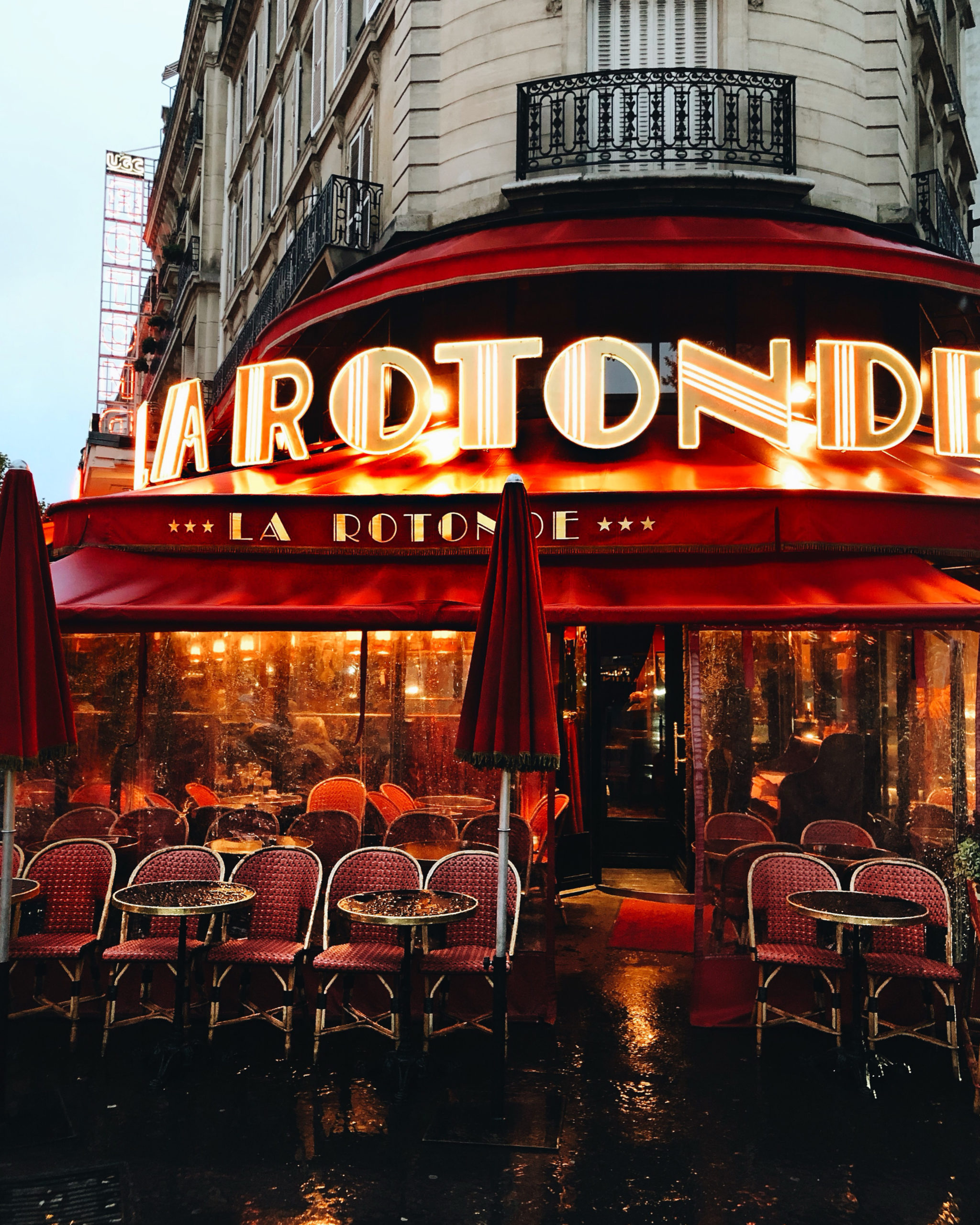 Hot Chocolate in Paris, Montparnasse La Rotonde